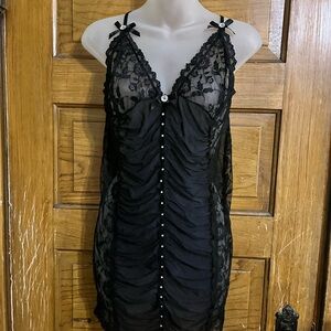 Elegant Black Lace Chemise